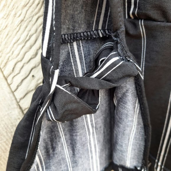 Lildy Black and White striped split sleeve tunic - Picture 5 of 9